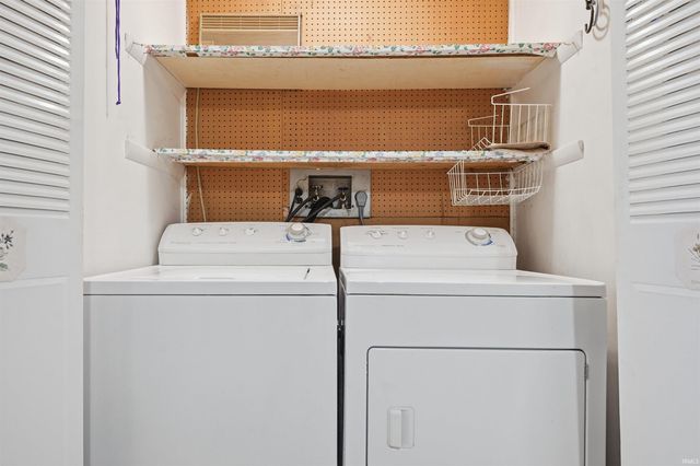 1617 Plymouth Drive, New Castle, IN 47362