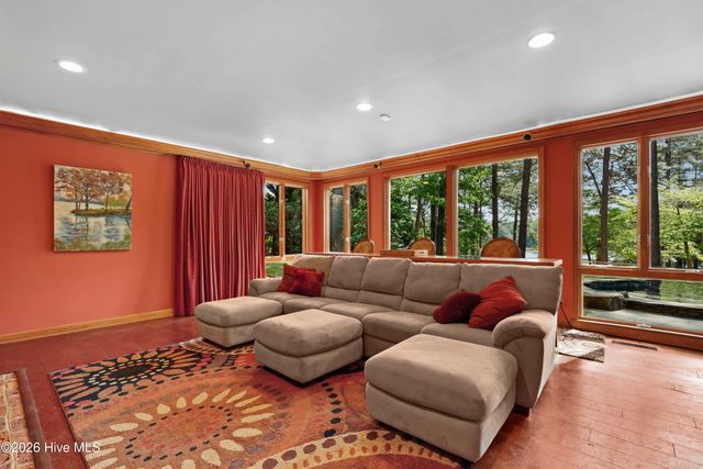 90 El Dorado Street, Pinehurst, NC 28374