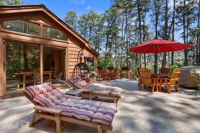 90 El Dorado Street, Pinehurst, NC 28374
