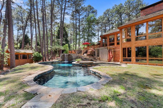 90 El Dorado Street, Pinehurst, NC 28374