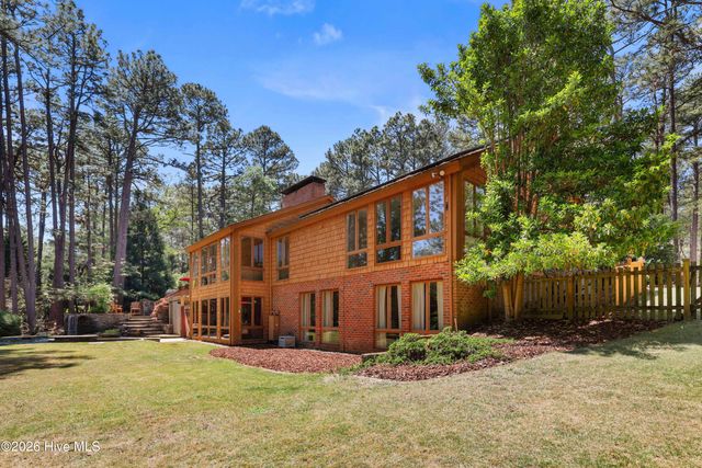 90 El Dorado Street, Pinehurst, NC 28374