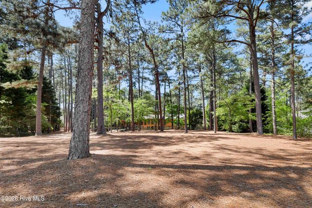 90 El Dorado Street, Pinehurst, NC 28374