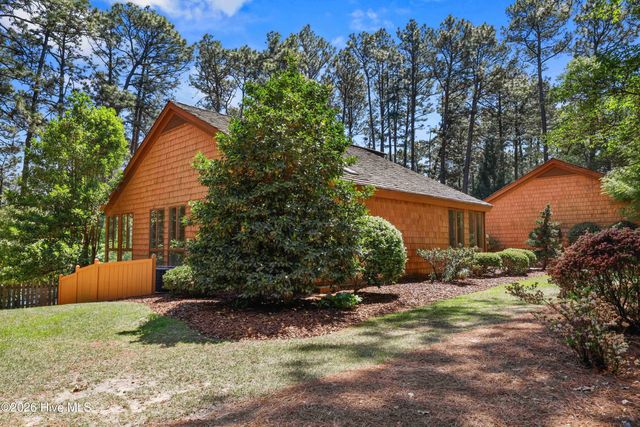 90 El Dorado Street, Pinehurst, NC 28374