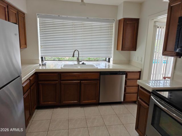 6762 E GRANDVIEW Drive, Scottsdale, AZ 85254