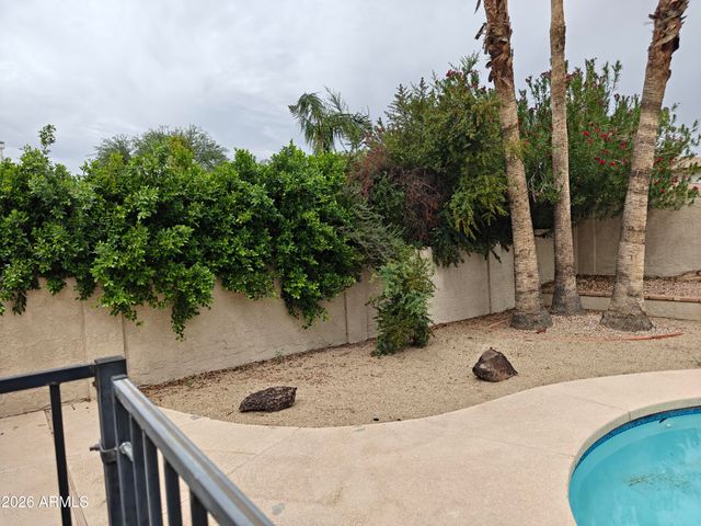 6762 E GRANDVIEW Drive, Scottsdale, AZ 85254