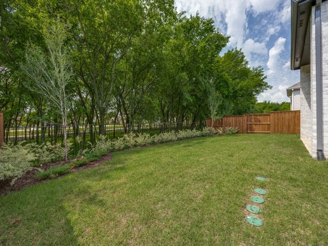 1823 Bell Court, Van Alstyne, TX 75495