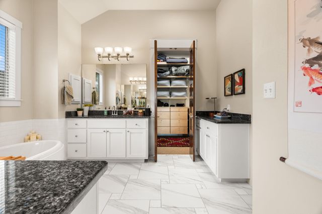1804 Leander ST, Georgetown, TX 78626