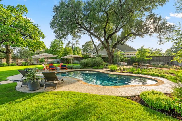 1804 Leander ST, Georgetown, TX 78626