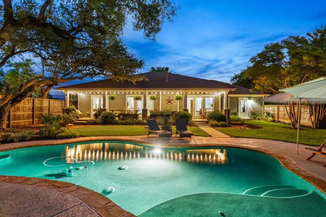 1804 Leander ST, Georgetown, TX 78626