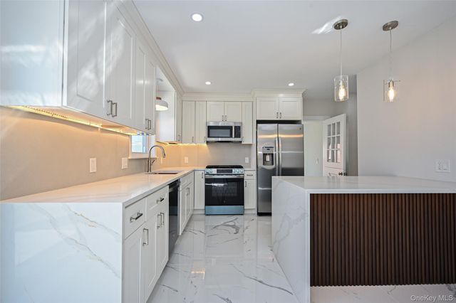 73-36 196th Street, Fresh Meadows, NY 11366