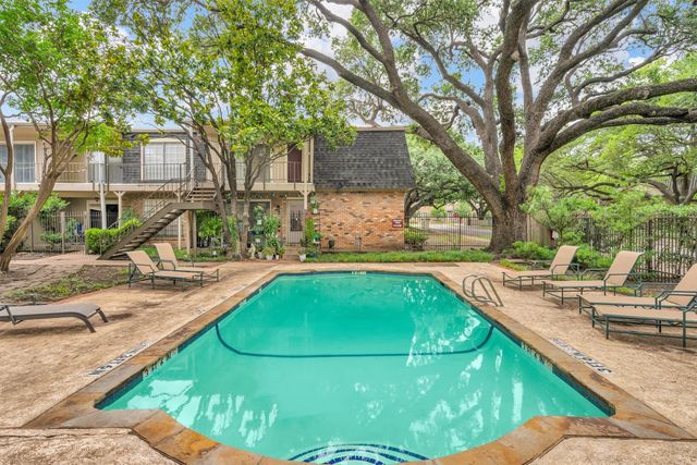 5305 Fleetwood Oaks Avenue 274, Dallas, TX 75235