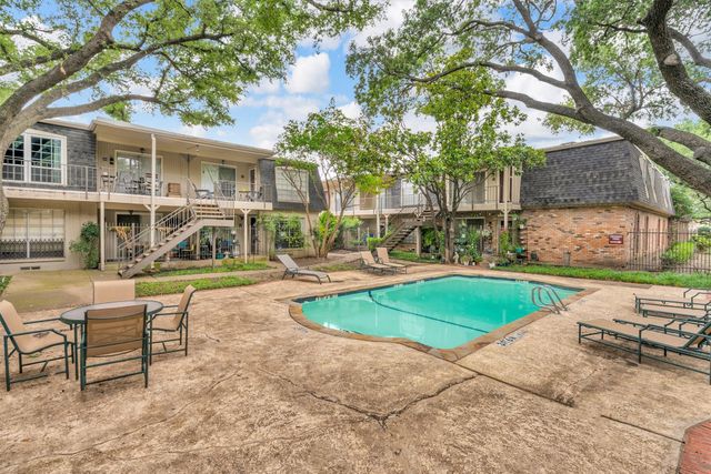 5305 Fleetwood Oaks Avenue 274, Dallas, TX 75235