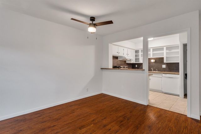 5305 Fleetwood Oaks Avenue 274, Dallas, TX 75235