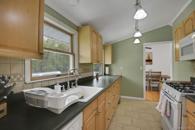 3296 Stony Street, Mohegan Lake, NY 10547