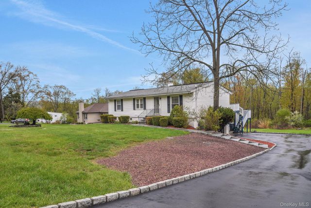 3296 Stony Street, Mohegan Lake, NY 10547