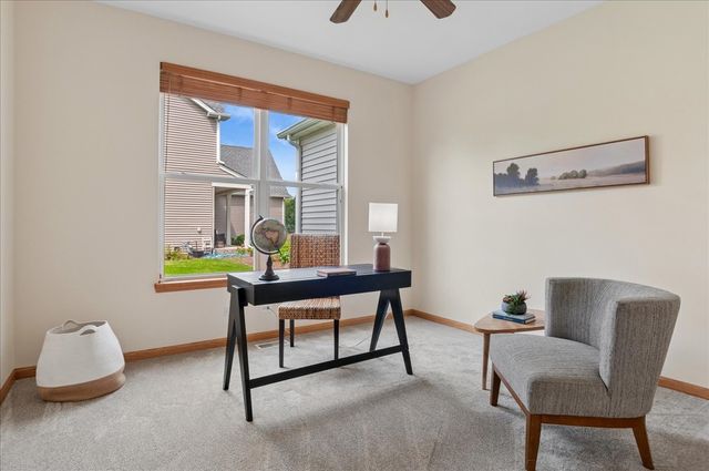 2812 Plante Road, North Aurora, IL 60542