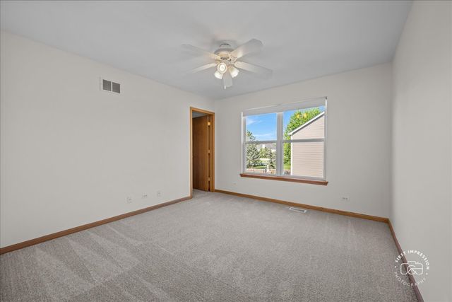 2812 Plante Road, North Aurora, IL 60542
