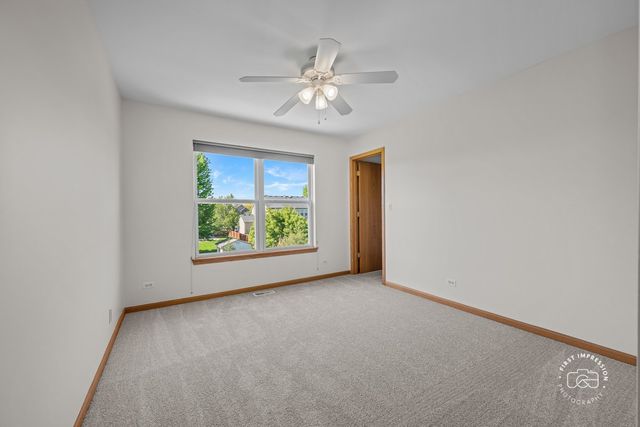2812 Plante Road, North Aurora, IL 60542