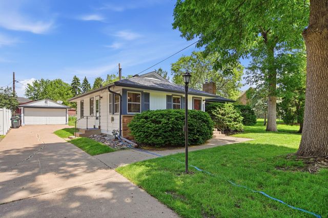2717 30th Avenue NE, Saint Anthony, MN 55418