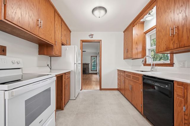 2717 30th Avenue NE, Saint Anthony, MN 55418