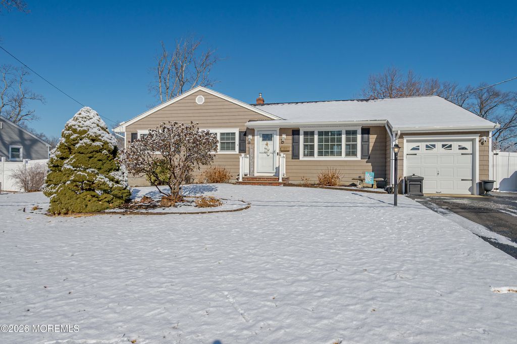 209 Winchester Drive, Brick, NJ 08724