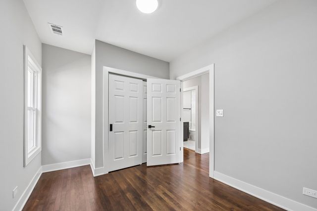 853 N Laramie Avenue, Chicago, IL 60651
