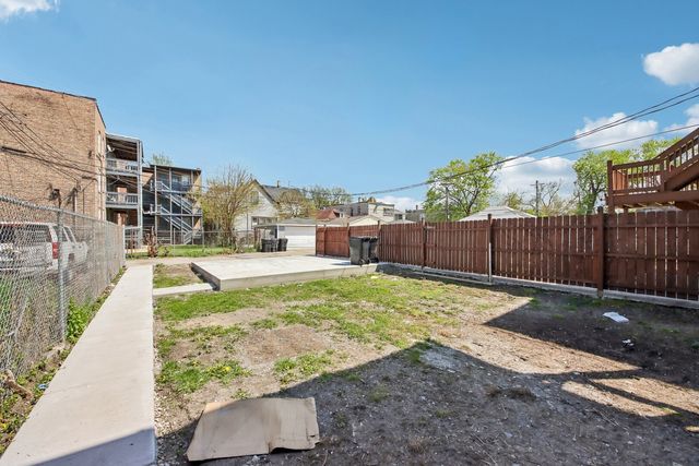 853 N Laramie Avenue, Chicago, IL 60651
