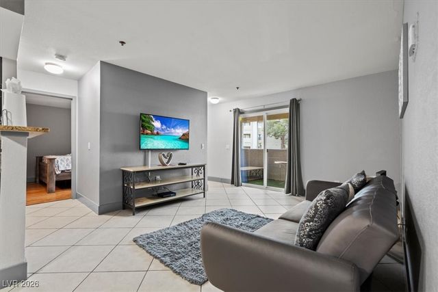 4200 South Valley View Boulevard 1007, Las Vegas, NV 89103