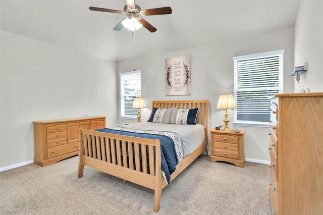 18806 Legend Oaks Drive, Magnolia, TX 77355