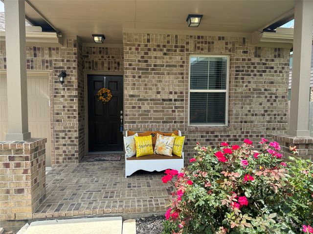 18806 Legend Oaks Drive, Magnolia, TX 77355