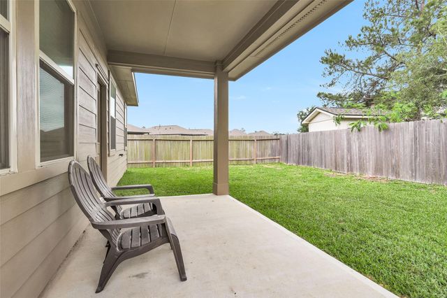 18806 Legend Oaks Drive, Magnolia, TX 77355