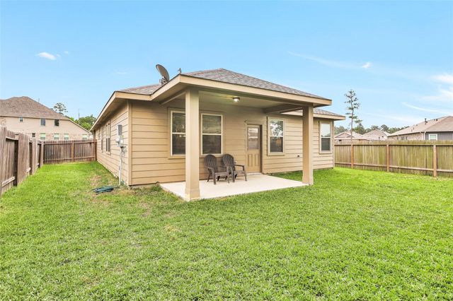 18806 Legend Oaks Drive, Magnolia, TX 77355