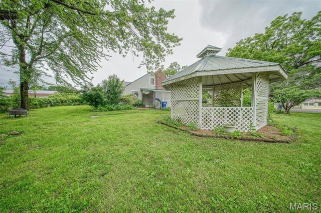 103 S Ellen Street, Dixon, MO 65459