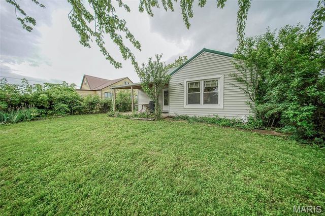 103 S Ellen Street, Dixon, MO 65459