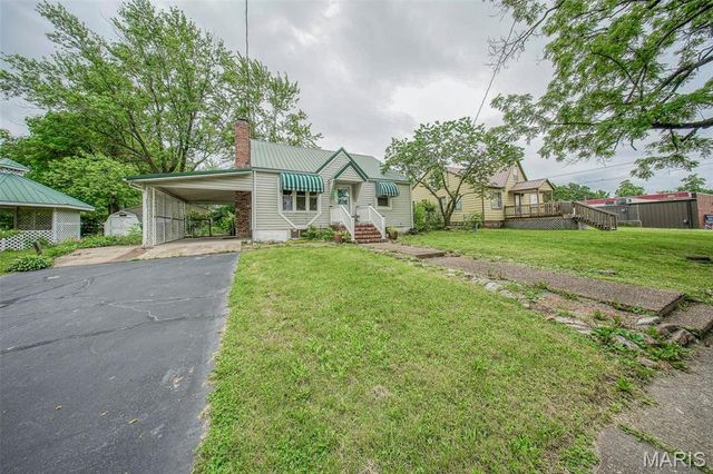 103 S Ellen Street, Dixon, MO 65459