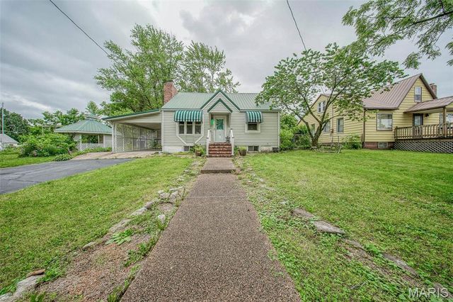 103 S Ellen Street, Dixon, MO 65459