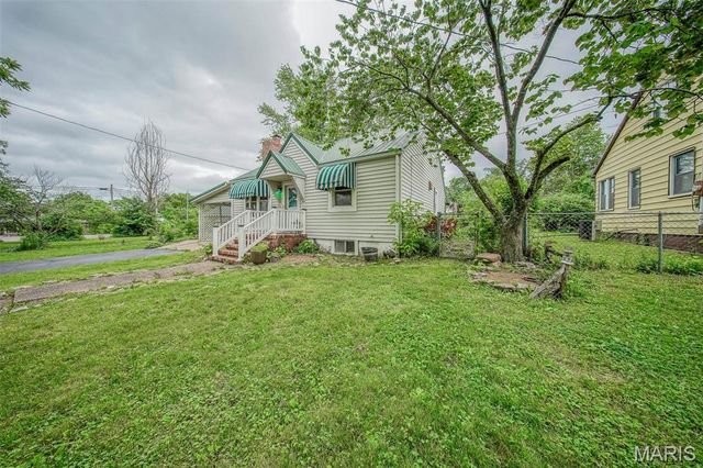 103 S Ellen Street, Dixon, MO 65459