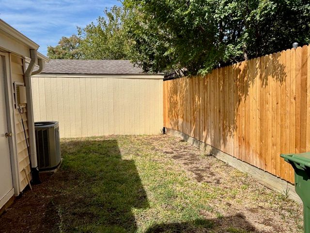 534 Prairie Dell Street, Lewisville, TX 75067