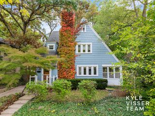 1234 Giddings Avenue, Grand Rapids, MI 49506