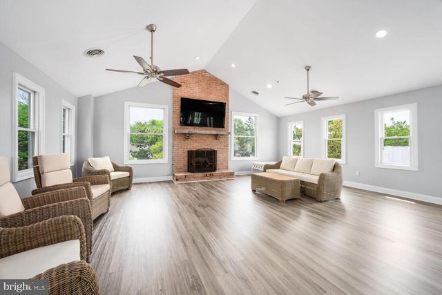 402 BLENNY LN, Chester, MD 21619