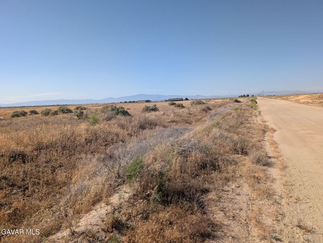 80th St W & Avenue I14, Lancaster, CA 93536