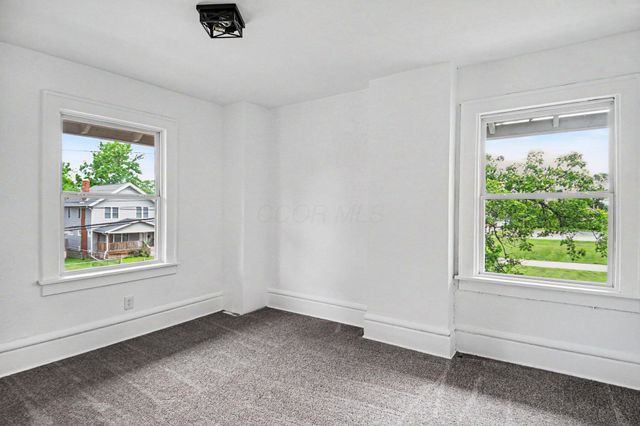 3121 E 5th Avenue, Columbus, OH 43219