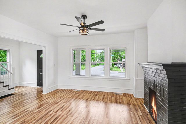 3121 E 5th Avenue, Columbus, OH 43219