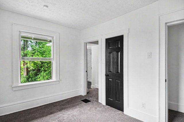 3121 E 5th Avenue, Columbus, OH 43219