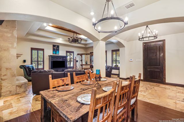 23328 Osceola Blf, San Antonio, TX 78261