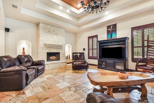 23328 Osceola Blf, San Antonio, TX 78261