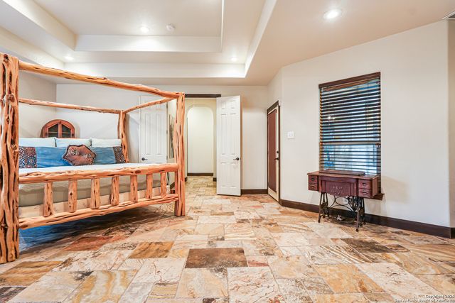 23328 Osceola Blf, San Antonio, TX 78261