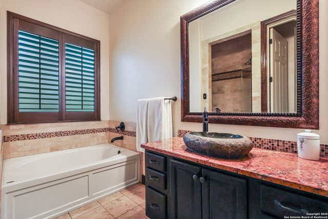 23328 Osceola Blf, San Antonio, TX 78261