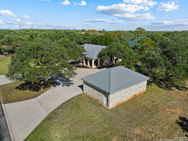 23328 Osceola Blf, San Antonio, TX 78261