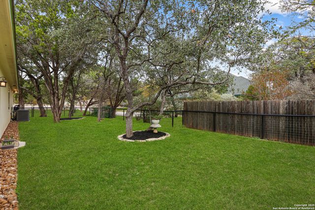 23328 Osceola Blf, San Antonio, TX 78261